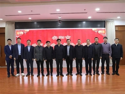 El diretur Octal Kevin s’è unì al dialogh sül cumercio estero de Anyang